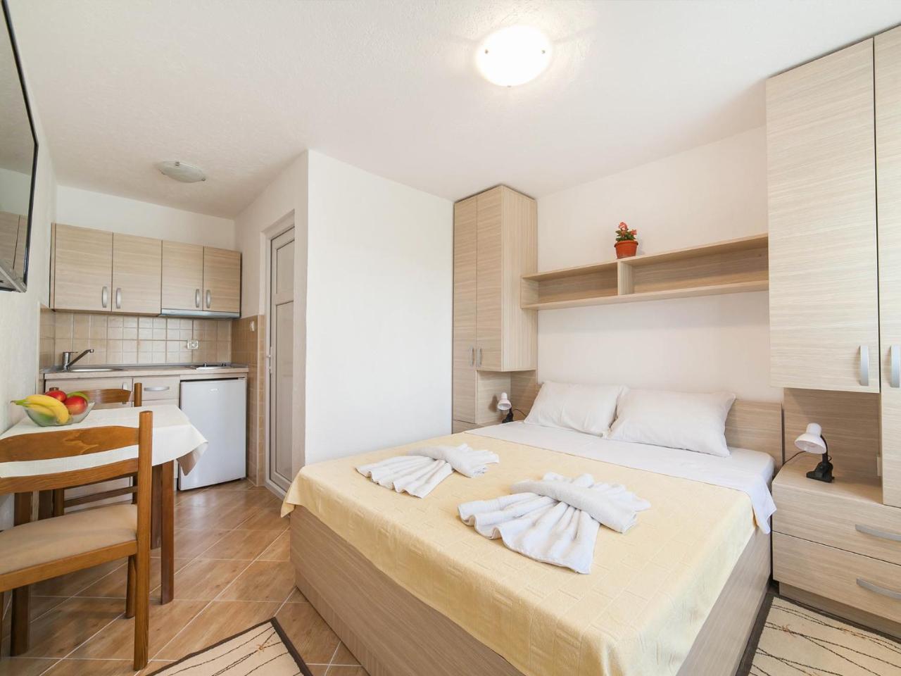 Hana Accommodation Sveti Stefan Buitenkant foto