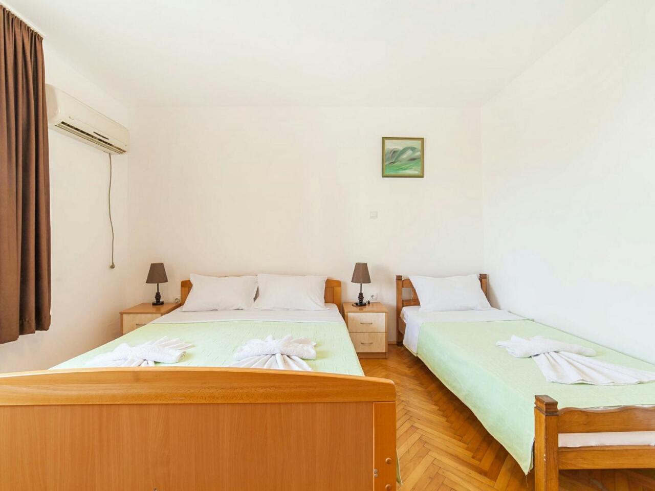 Hana Accommodation Sveti Stefan Buitenkant foto