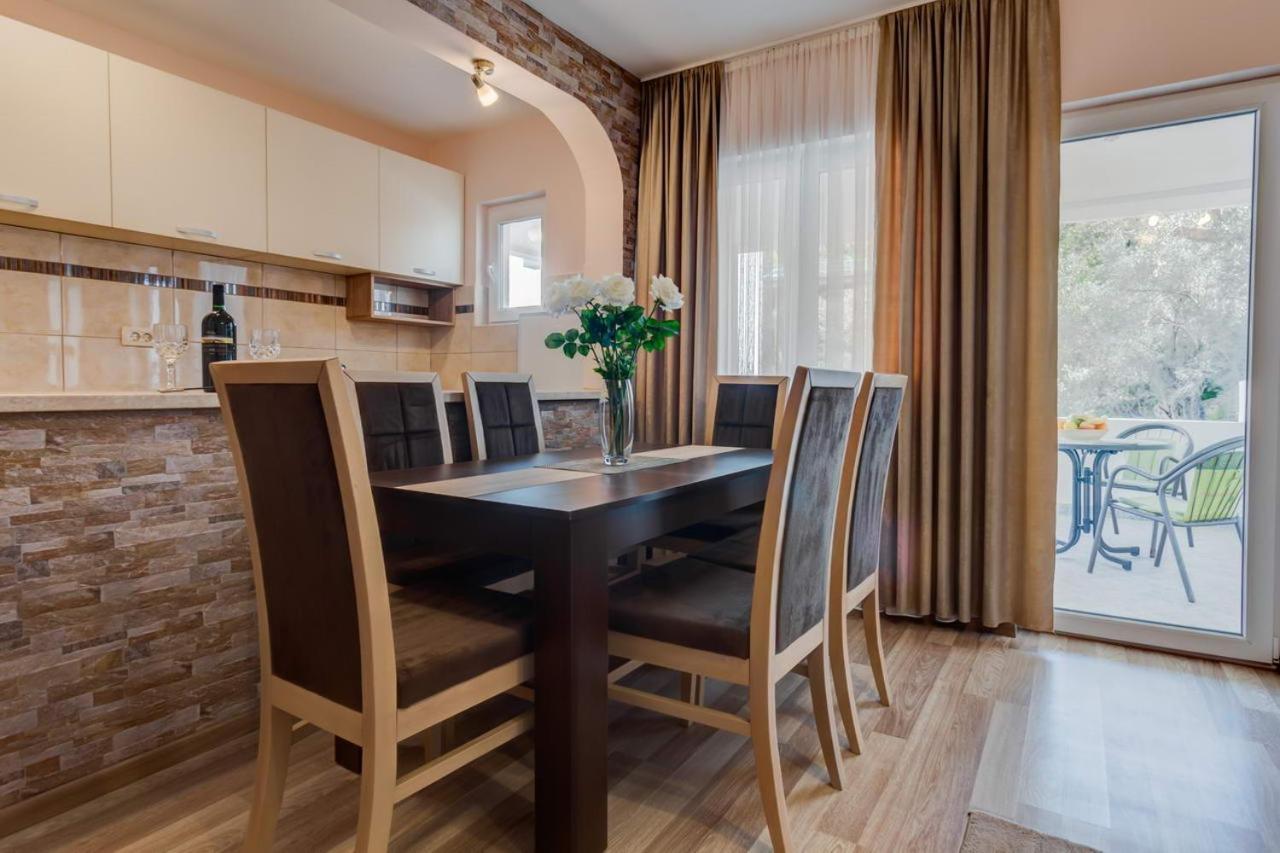 Hana Accommodation Sveti Stefan Buitenkant foto